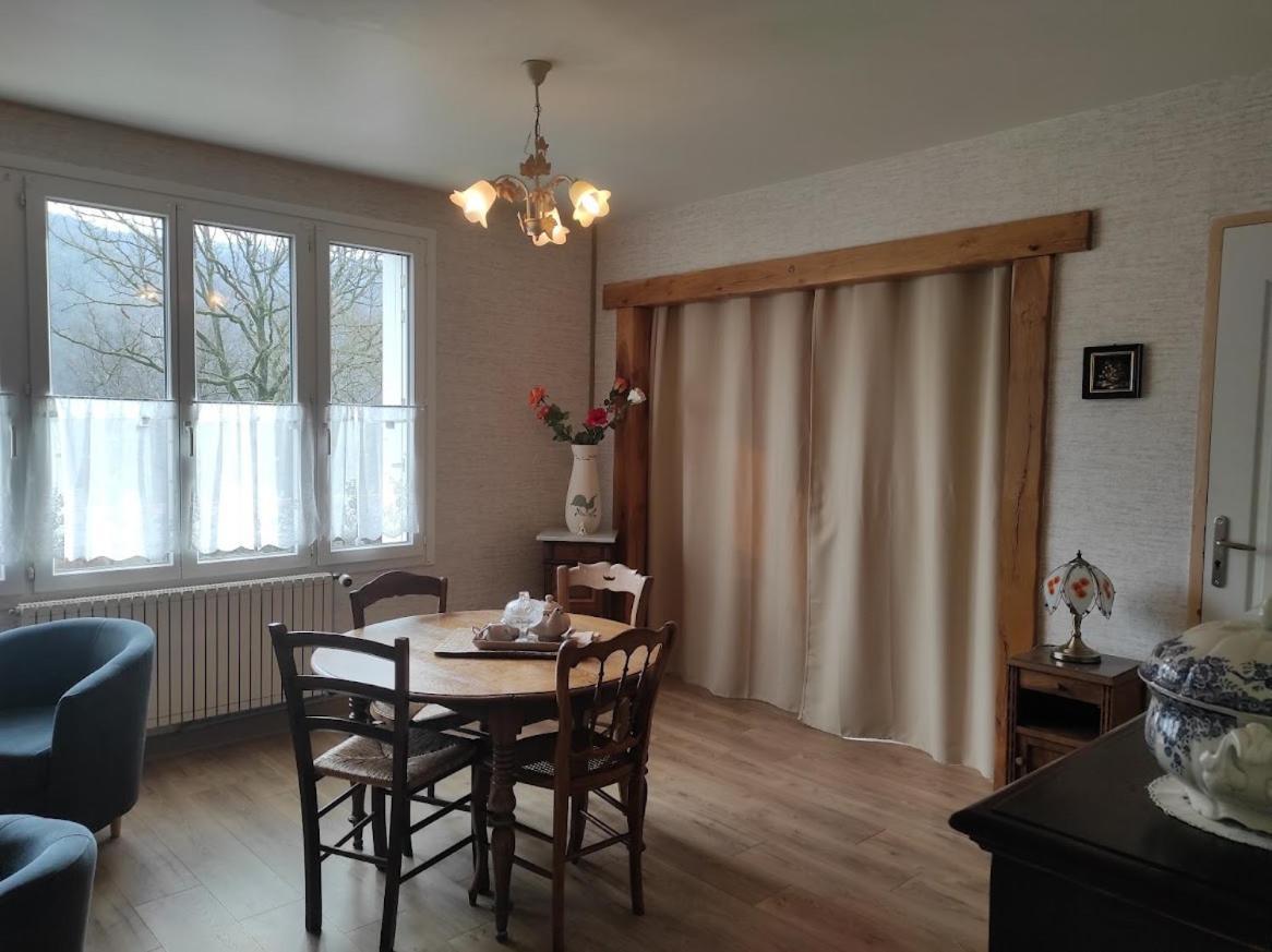 La Lisiere Appartement 2 Chambres Revin  Εξωτερικό φωτογραφία